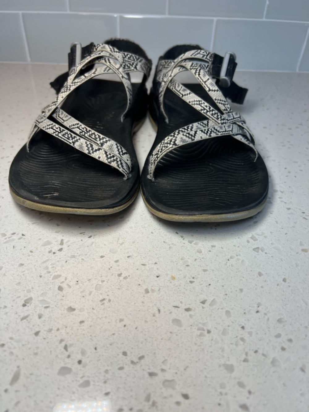 Chaco ZX/2 Cloud Dual Strap Comfort Sandals Gray Black Hiking  WORN Women's Sz 9 - Picture 3 of 16